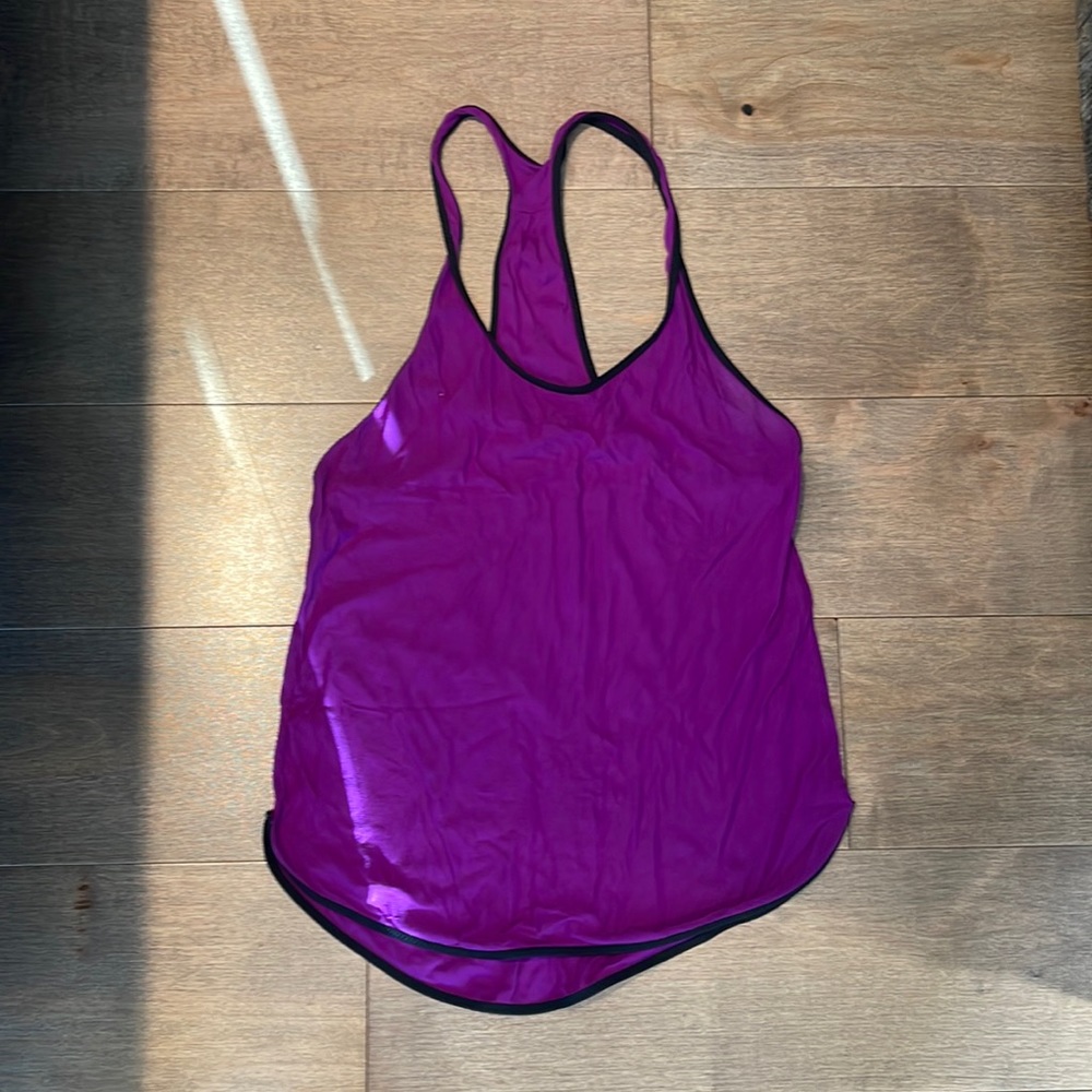 Flowy purple lululemon tank